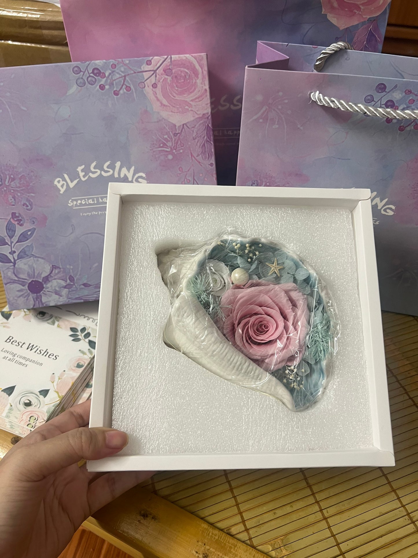 Mother's Day Preserved Eternal Fresh Flowers with Shell Box Gift Idea Valentine's day women's day