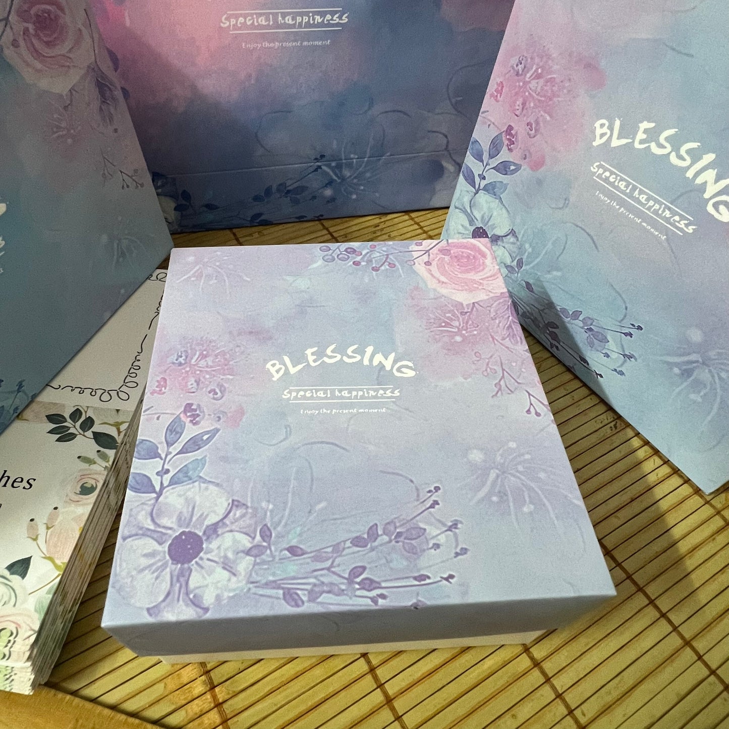 Mother's Day Preserved Eternal Fresh Flowers with Shell Box Gift Idea Valentine's day women's day